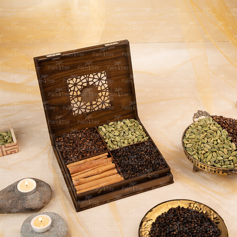 Palm Tree Diwali Celebration Gift Box | Premium Indian Spices Hamper – Pepper, Clove, Cinnamon & Cardamom