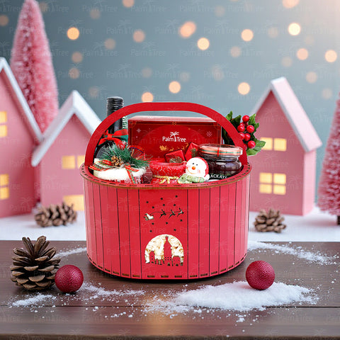 Premium Festive Treats Hamper – Raspberry Jam, Candle & Christmas Essentials
