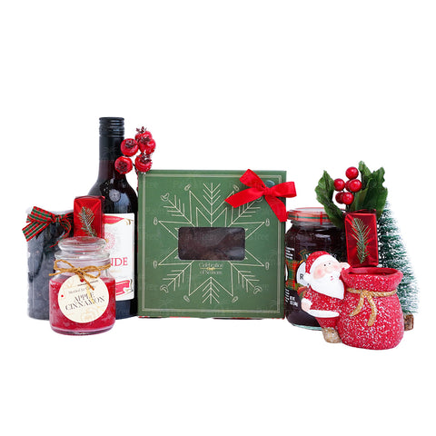 Premium Festive Treats Hamper – Raspberry Jam, Candle & Christmas Essentials